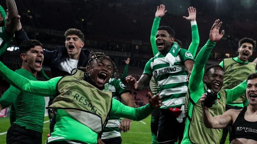 Portugals Sporting Lisbon bounces back from 1-0 down to knock the English Premier League leaders Arsenal out of the Eufa Europa League on penalties and advences